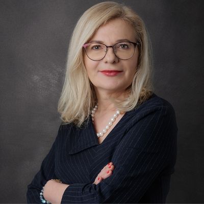 prof. dr hab. Edyta Szurowska